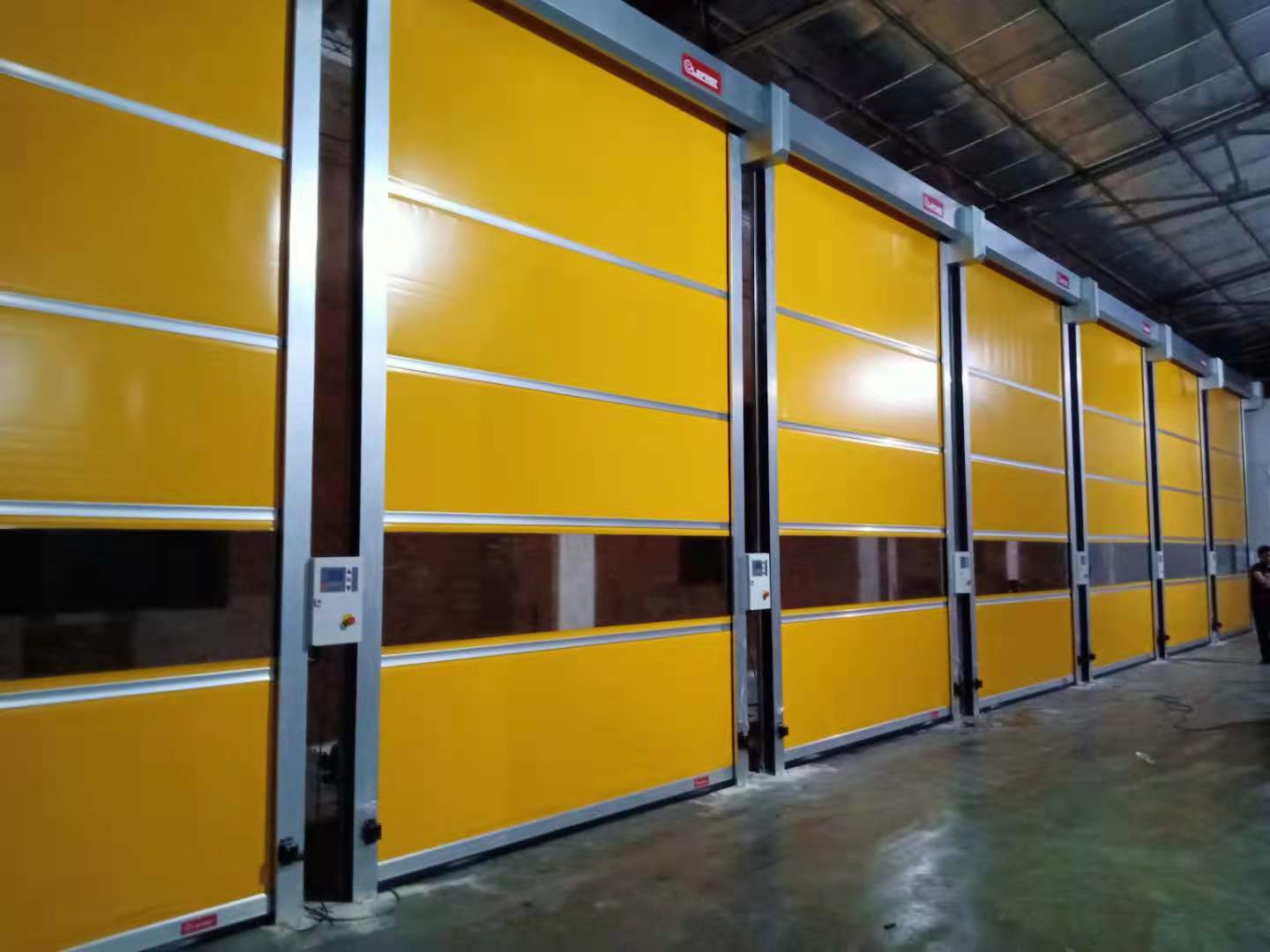 佛山展宏图安装后 (2).jpg